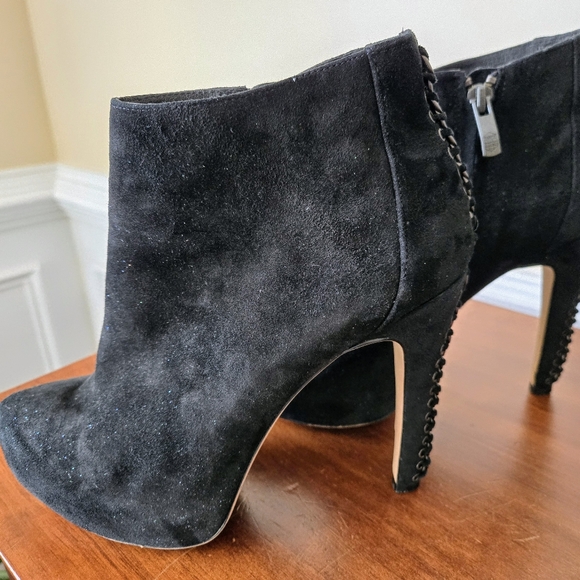 Vince Camuto Cannon Black Suede Metal Chain Ankle Booties - Picture 2 of 5